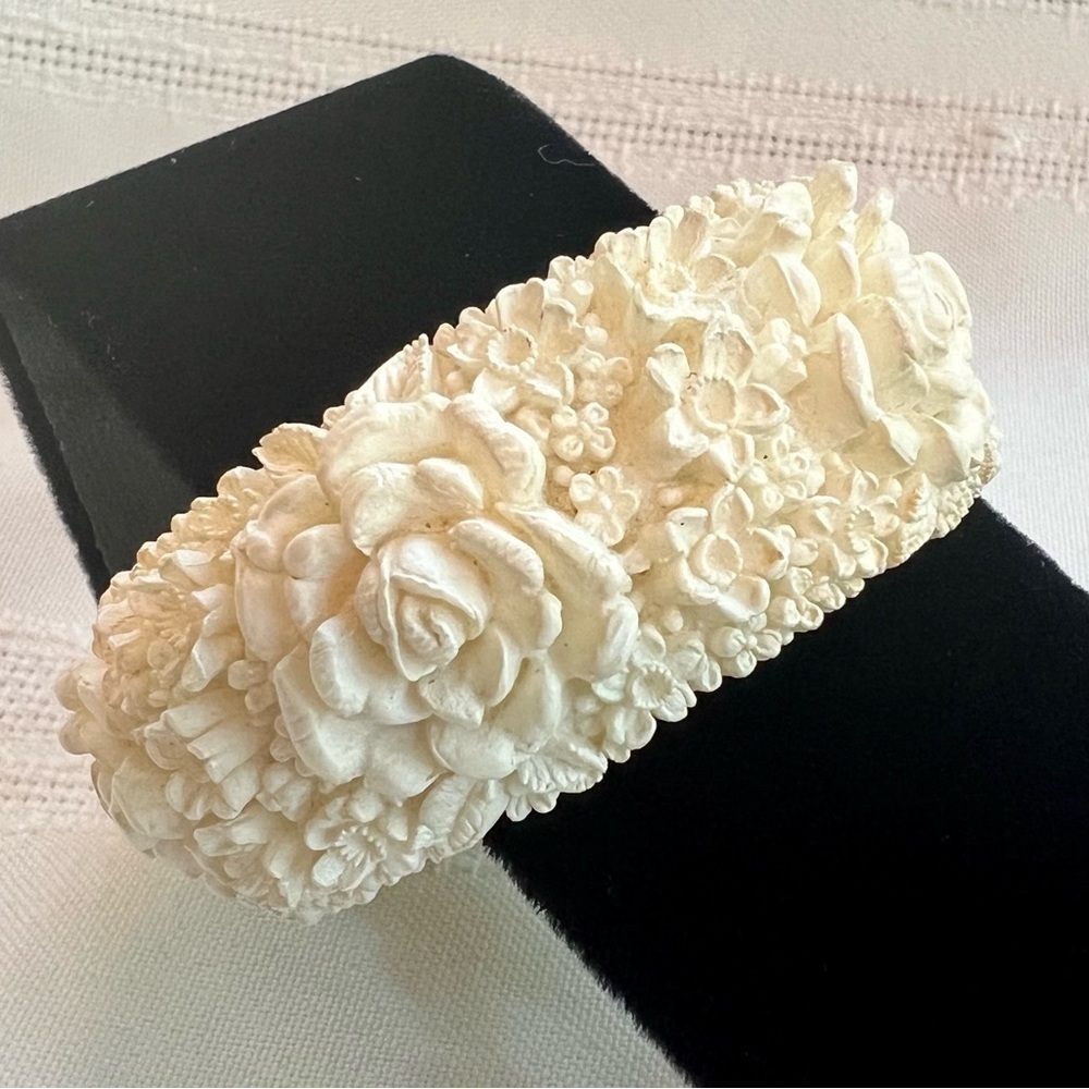 SOLD! SOLD!!! Vintage Estate Carved Floral Celluloid Clamper Bracelet Hinged EUC